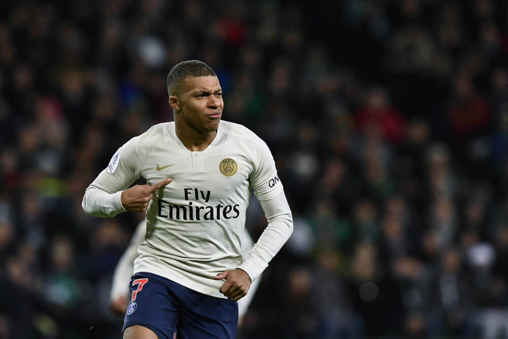 金价再创历史新高 有色金属市场同步“沸腾”